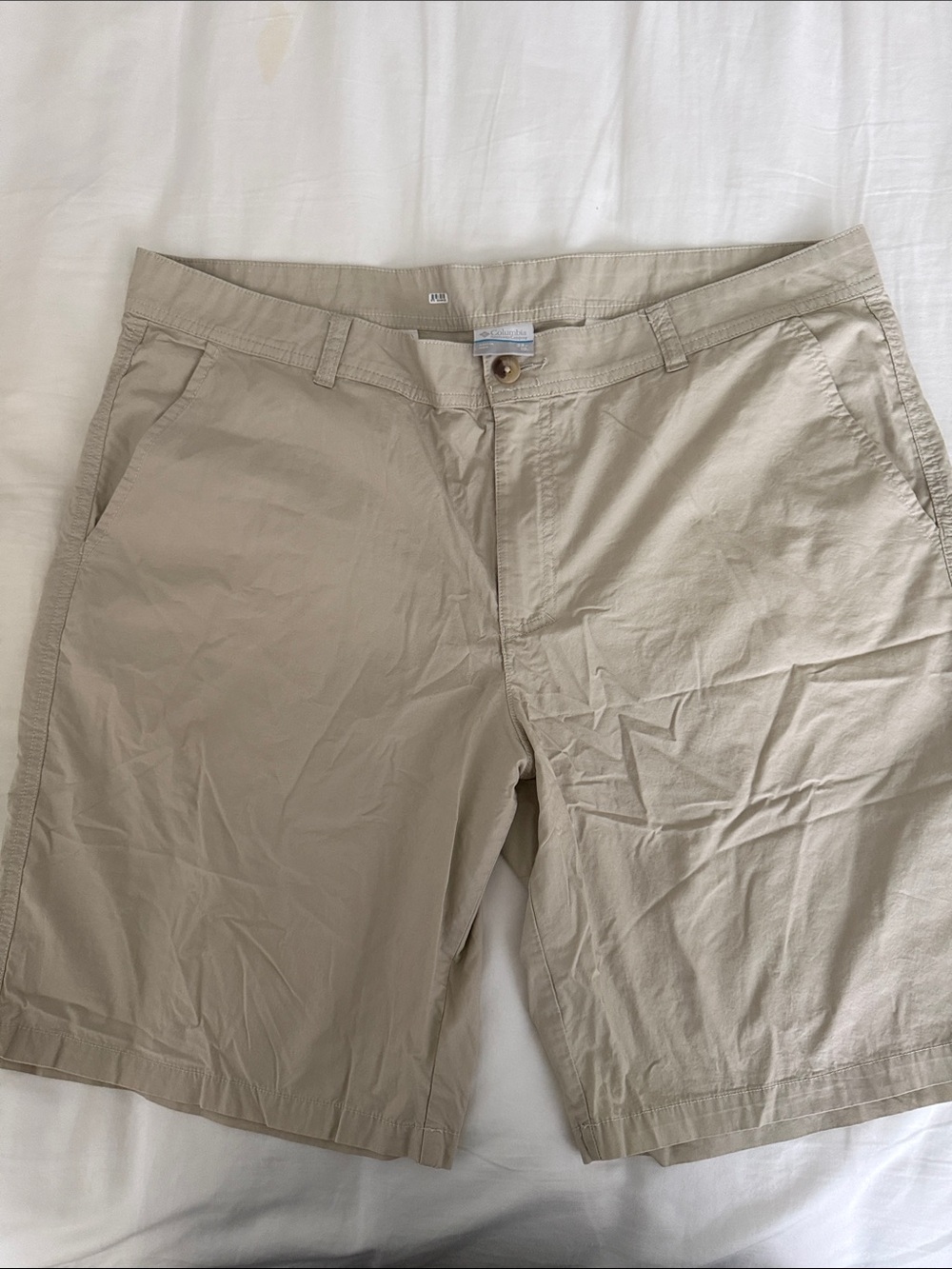 Columbia Men's Khaki Tan Athletic Shorts